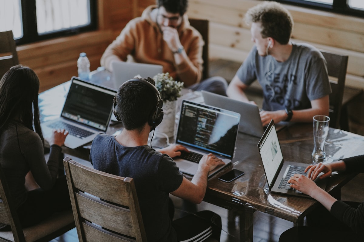 Best Virtual Team Building Tools for Remote Teams in 2026